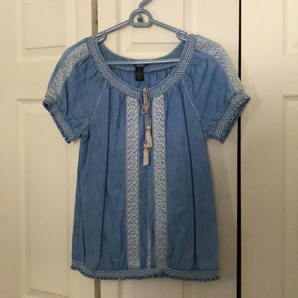 Women’s shirt